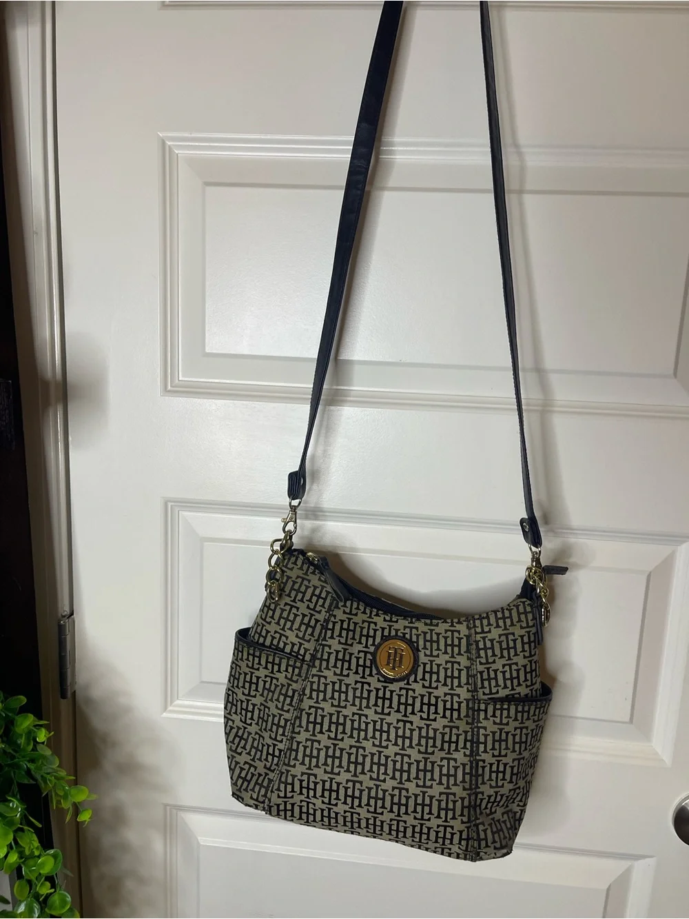 Tommy Hilfiger | Beige and Black Signature Monogram Jacquard Hobo